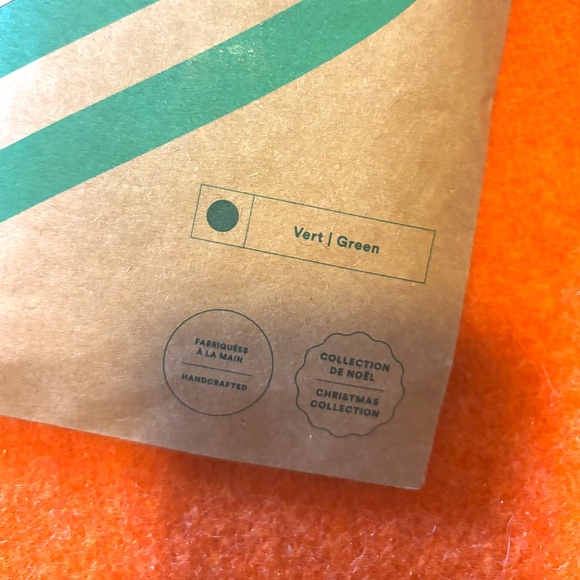 Handcrafted green and gold 3D paper firs Christmas trees set of 2 NWT - Picture 4 of 6